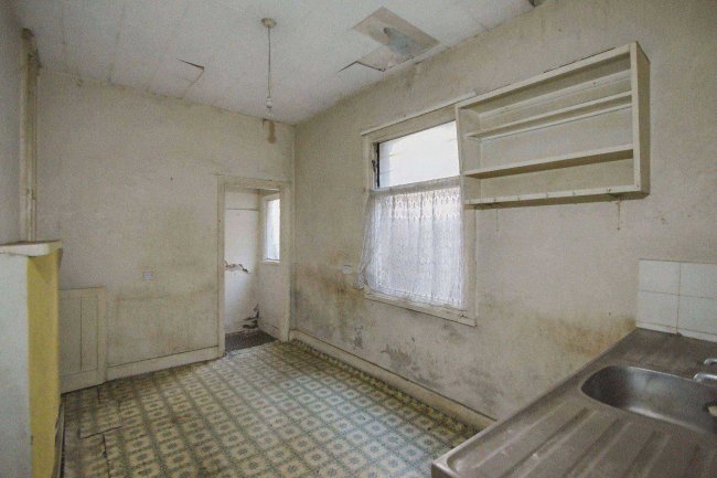 63a Ley Street, Ilford, IG1 4BG 44