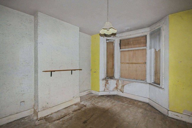 63a Ley Street, Ilford, IG1 4BG 44