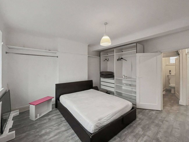 Flat 31 Goodwood Mansions, Stockwell Park Walk, Stockwell, London, SW9 0XZ 9