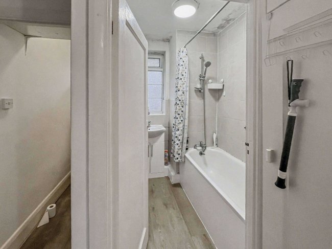 Flat 31 Goodwood Mansions, Stockwell Park Walk, Stockwell, London, SW9 0XZ 9