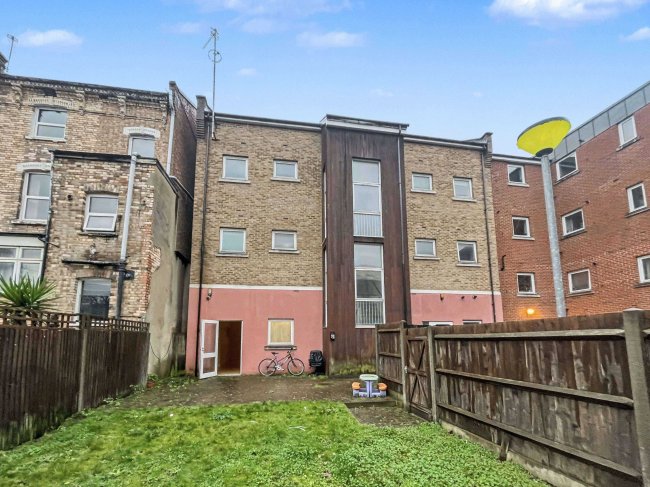 Jennings House, 4A Ferndale Road, Clapham North, SW4 7SF 33