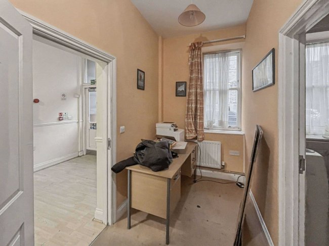 Jennings House, 4A Ferndale Road, Clapham North, SW4 7SF 33