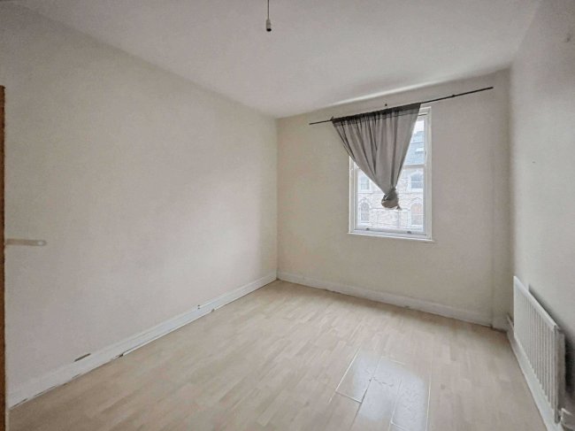 Jennings House, 4A Ferndale Road, Clapham North, SW4 7SF 33