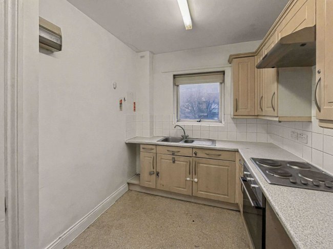 Jennings House, 4A Ferndale Road, Clapham North, SW4 7SF 33