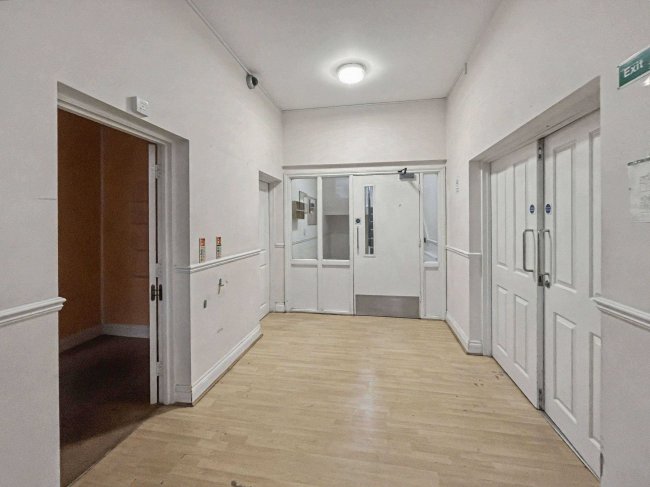 Jennings House, 4A Ferndale Road, Clapham North, SW4 7SF 33