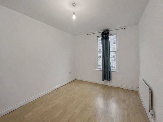 Jennings House, 4A Ferndale Road, Clapham North, SW4 7SF 33