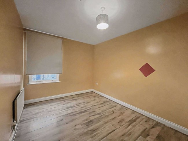 Jennings House, 4A Ferndale Road, Clapham North, SW4 7SF 33