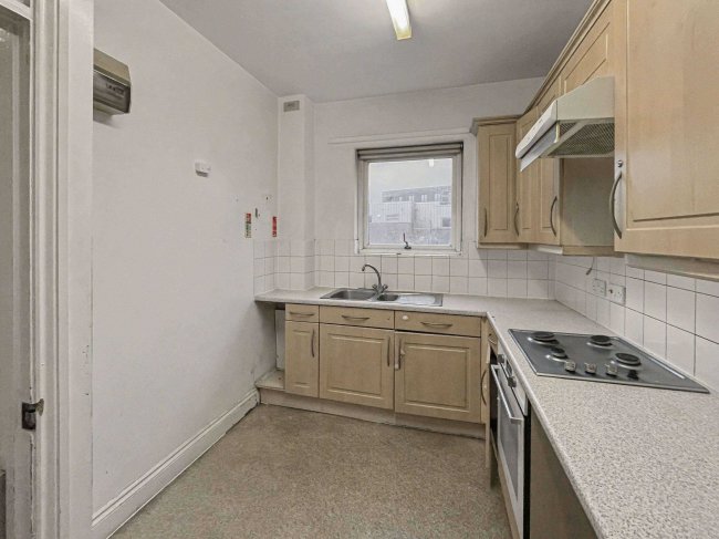 Jennings House, 4A Ferndale Road, Clapham North, SW4 7SF 33