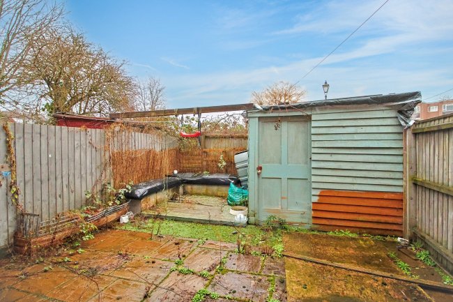 Flats 1 -14 & Houses 15 – 19 Pines Court, East Street, Blandford Forum, Dorset, DT11 7DU 1