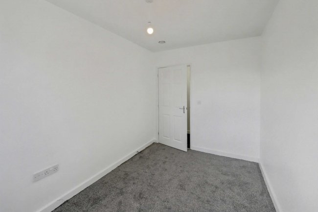 1 Hallcroft, Middleton by Wirksworth, Derbyshire, DE4 4NU 10