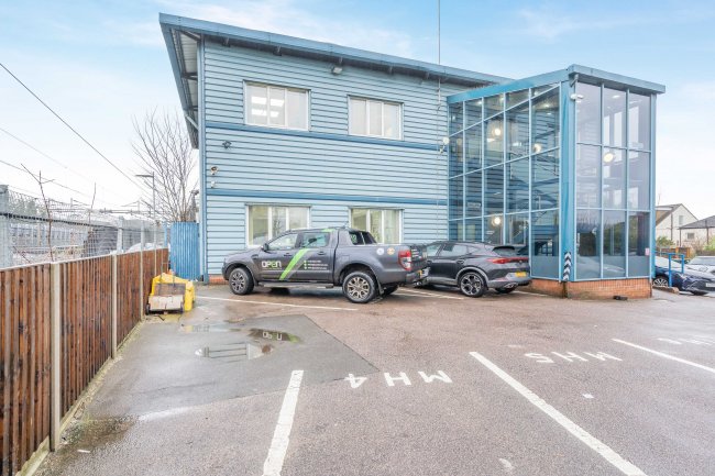 Monaco House, 1 Monaco Way, Station Road, Kings Langley, Hertfordshire, WD4 8LQ 14