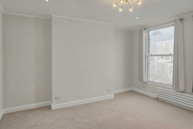 Flat 2, 45 Windsor Road, Ealing, London W5 3UP 8