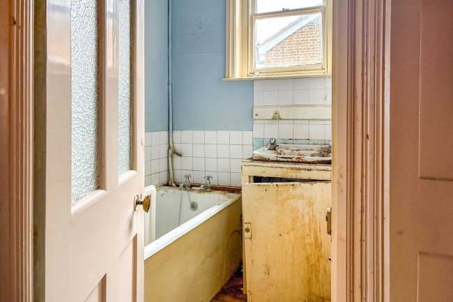 35 Mabledon Road, Tonbridge, TN9 2TG 4