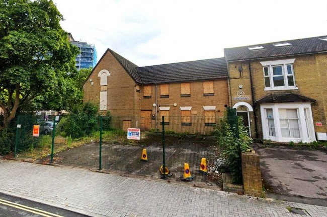 3 Kings Park Road, Southampton SO15 2AT 7