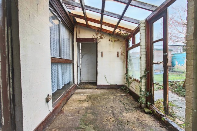 30 Reid Close, Pinner, HA5 2QD 7