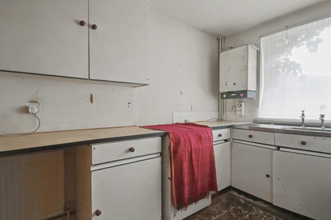 30 Reid Close, Pinner, HA5 2QD 7