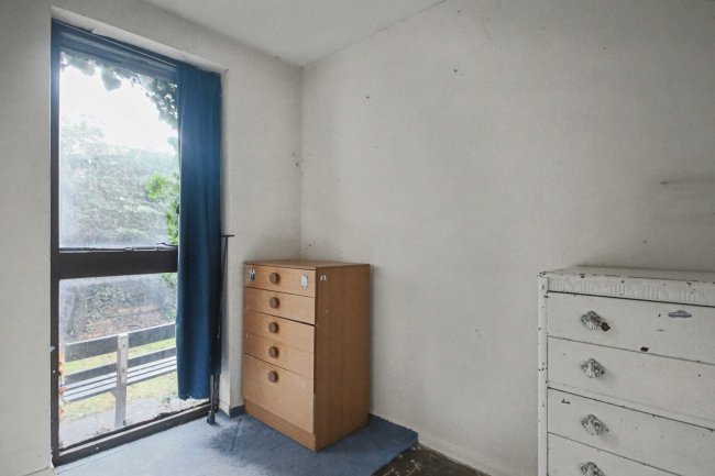 30 Reid Close, Pinner, HA5 2QD 7