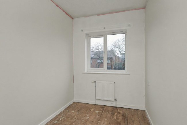 56 Linden Road, Creswell, Worksop, S80 4JT 7