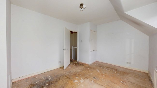 69 Mellitus Street, East Acton, London, W12 0AU 9