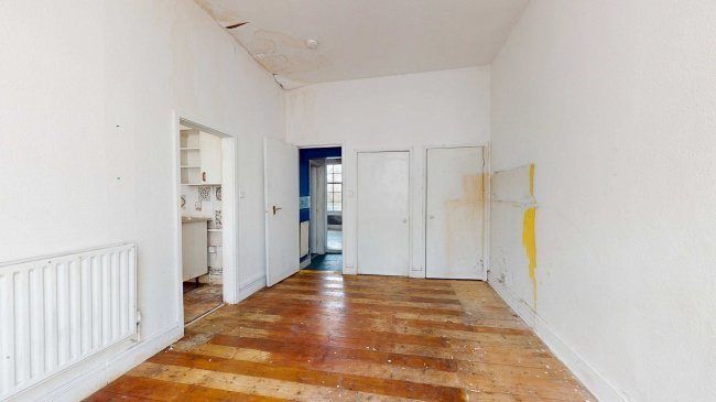 Flat D, 47 Gloucester Street, London, SW1V 2DB 5