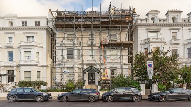 Flat 11, 21 Pembridge Square, Notting Hill, London, W2 4DP 3