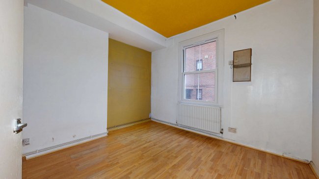 Flat 3 Cromwell House, 80 Warwick Road, Earls Court, London, W14 8PT 1