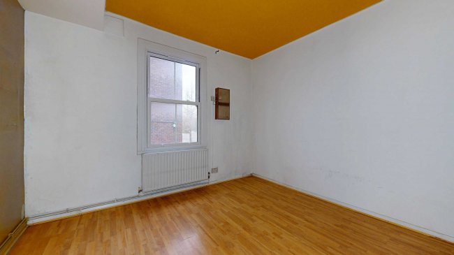 Flat 3 Cromwell House, 80 Warwick Road, Earls Court, London, W14 8PT 1