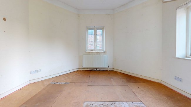 24 Madinah Road, Hackney, London, E8 1PG 4