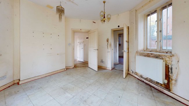 24 Madinah Road, Hackney, London, E8 1PG 4