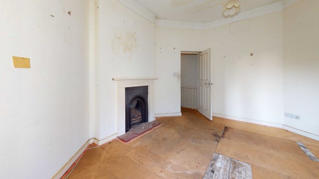 24 Madinah Road, Hackney, London, E8 1PG 4