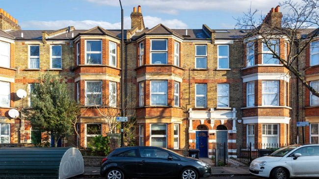 Flat B, 85 Gauden Road, Clapham, London, SW4 6LJ 8