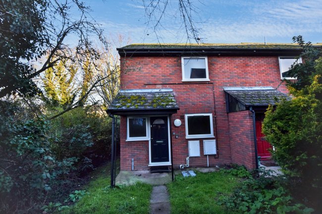 37 St Albans Road, Colchester, Essex, CO3 3JQ 7