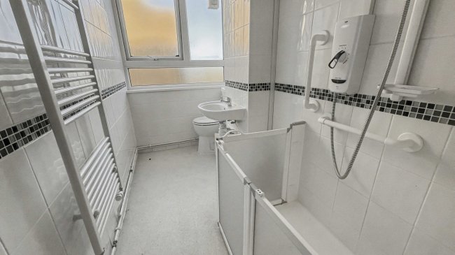 11 Heath House, Main Road, Sidcup, DA14 6NJ 5