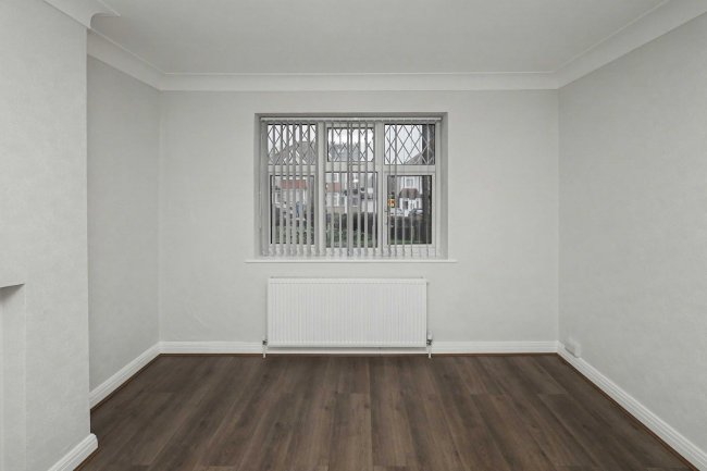 Flat 8, Ashton Court, Greenford Road, Harrow HA1 3QG 5