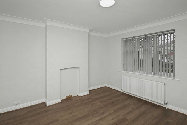 Flat 8, Ashton Court, Greenford Road, Harrow HA1 3QG 5