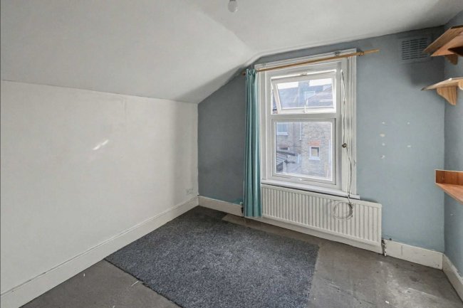 108b Latchmere Road, Battersea, London SW11 2JT 6