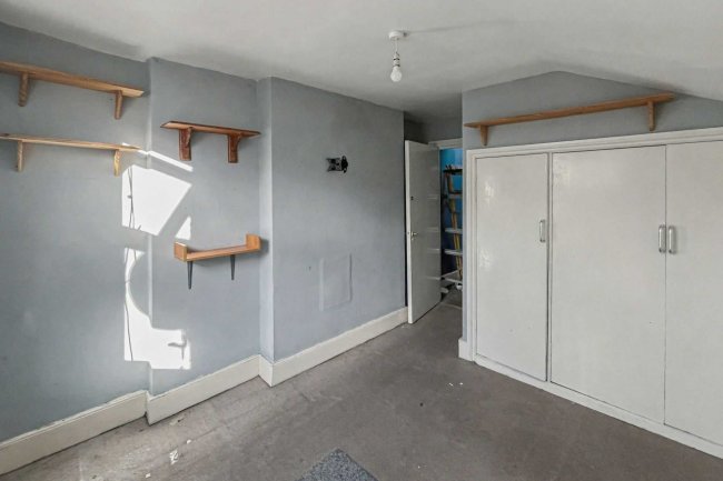 108b Latchmere Road, Battersea, London SW11 2JT 6