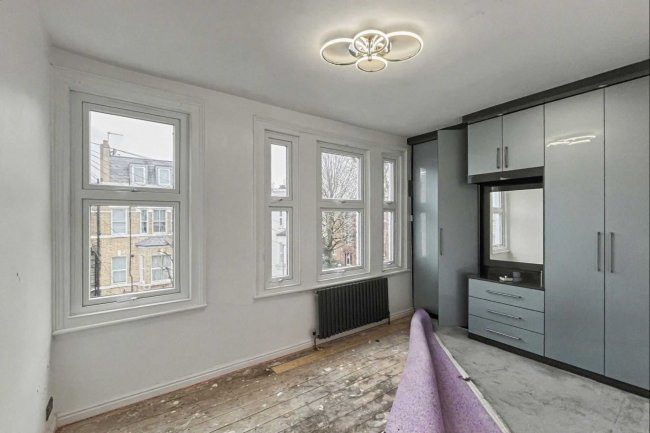 27b Rush Hill Road, Battersea, London SW11 5NW 2