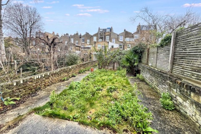 27b Rush Hill Road, Battersea, London SW11 5NW 2