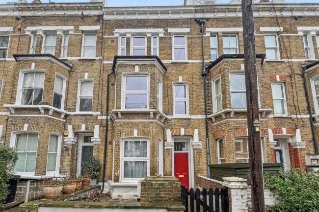 27b Rush Hill Road, Battersea, London SW11 5NW 2