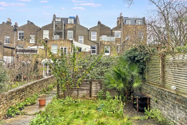 27b Rush Hill Road, Battersea, London SW11 5NW 2