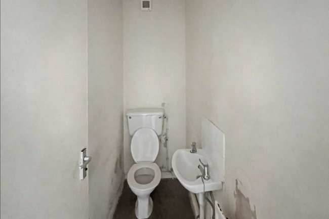 9 Rockmount Road, Crystal Palace, London SE19 3ST 6