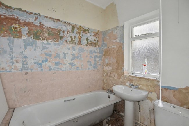 Ground Floor Flat & First Floor Flat, 26 Woodlands Street, Lewisham, London, SE13 6TU 2