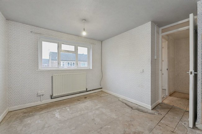 36 Ridgemoor Road, Leominster, Herefordshire, HR6 8EL 3