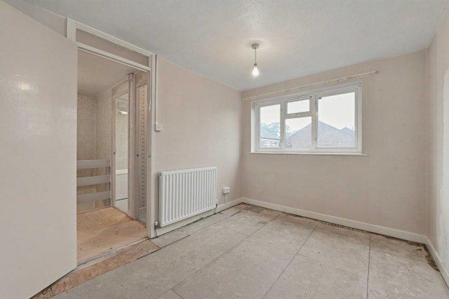 36 Ridgemoor Road, Leominster, Herefordshire, HR6 8EL 3