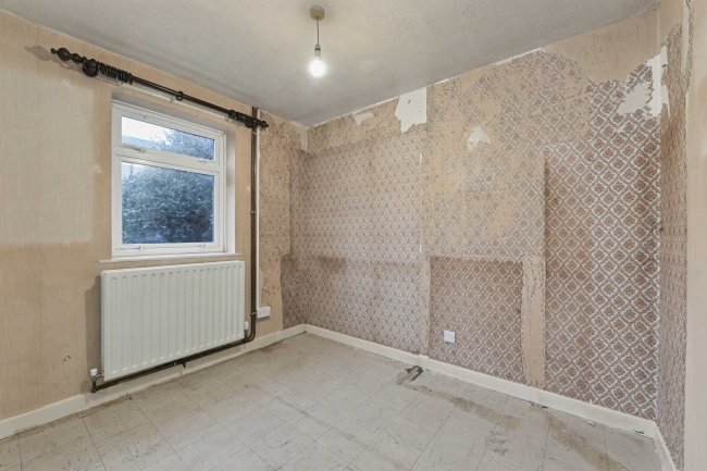 36 Ridgemoor Road, Leominster, Herefordshire, HR6 8EL 3