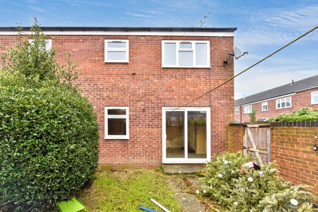 36 Ridgemoor Road, Leominster, Herefordshire, HR6 8EL 3