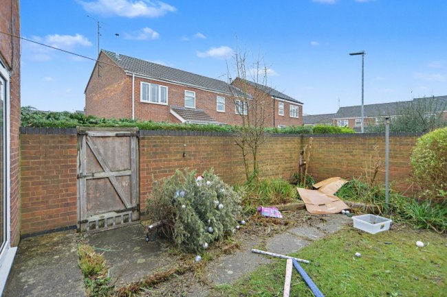 36 Ridgemoor Road, Leominster, Herefordshire, HR6 8EL 3