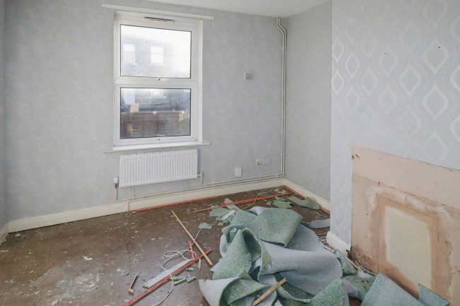 5 Musgrave Street, Birstall, Batley, West Yorkshire WF17 9PF 4