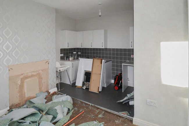 5 Musgrave Street, Birstall, Batley, West Yorkshire WF17 9PF 4
